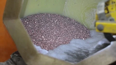 Rinsing or Cleaning of Rivets 動画素材 172163919
