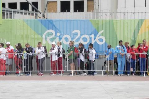 The Rio 2016 Olympic Games 12th August 2016. A Queue Of Olympic Proportions-athl Stock Photos