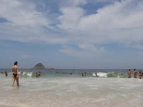 RIO BEACH FOREGROUND 스톡 동영상 78244840