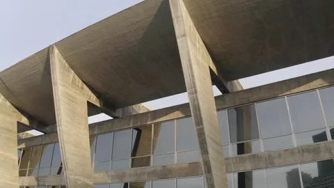 Rio de Janeiro, Brazil - August 2024: Museum of Modern Art MAM, seat of the G20 Vídeos de archivo 283662610