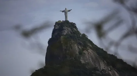 Rio de Janeiro: Rack Focus of the Christ the Redeemer Statue (2) Stock Footage 45331989