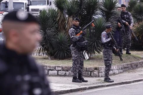 Rio favela protests break out after 5-year-old injured in police raid, Rio De Ja Stock Photos