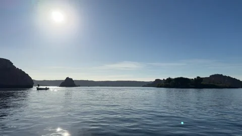 Rio Nilo a caminho do templo de philae Stock Footage 300135014