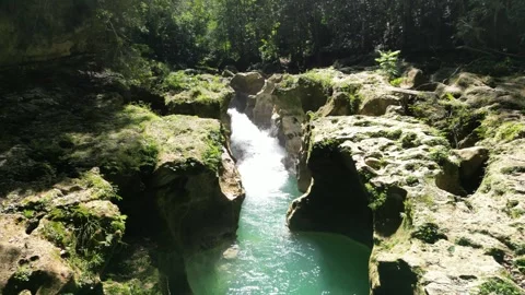 Rio partido waterfall 05 動画素材 319503536
