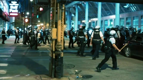 Riot in Chicago due to the George Floyd murder. Stock Footage