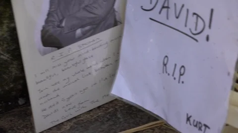 : Left Message Stock Videos – Royalty-Free HD & 4K Videos | Pond5