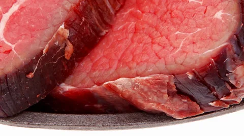 Ripe marble beef meat on pan Vídeos de archivo 32231768