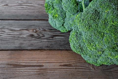 Ripe organic raw broccoli Stock Photos