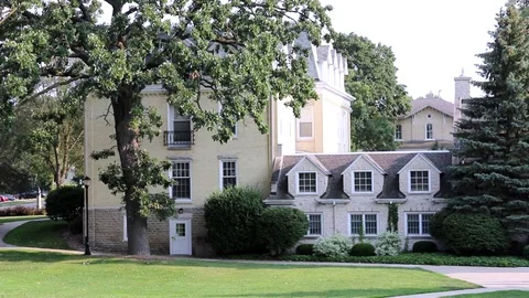 Ripon College Bartlett Hall SideBack WS Vídeo Stock 79244453