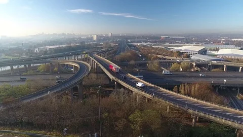 Rising aerial view of Spaghetti Junction in Birmingham, UK. Stockbeeldmateriaal 70259640