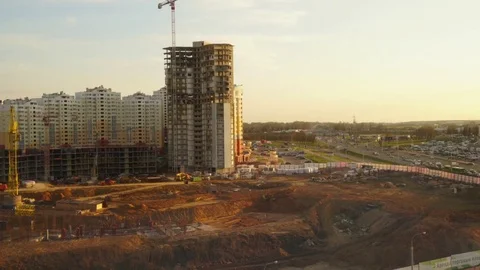 Rising Cam. Timelapse construction in evening city and the road of full of Video stock 74657947