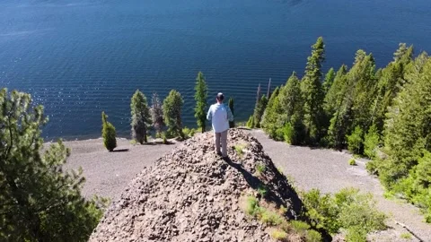 Rising cliff shot 库存影片 198769576