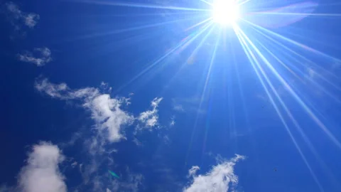 Rising Clouds and Rays of Sunshine Vídeos de archivo 330512374