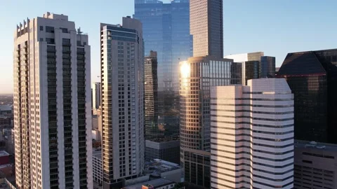 Rising Up with Downtown 動画素材 213006574