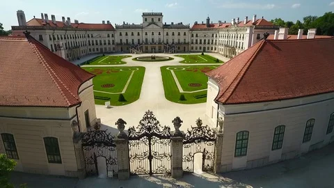A rising drone at a castle Stock Footage 115640688