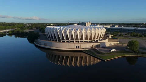 Rising Drone Reveal of Hampton Coliseum at Sunrise, Hampton, Virginia Видео 336288624