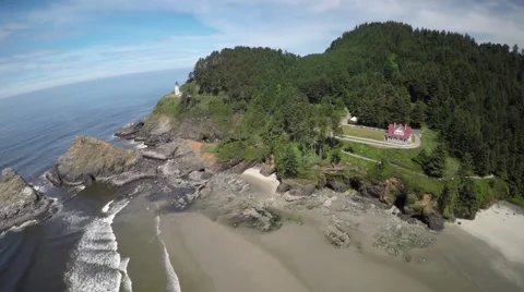 Rising up to Heceta Head Lighthouse Stock Footage 51888328