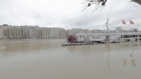 Rising river 스톡 동영상 87341669