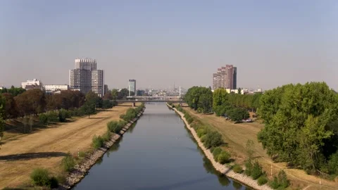 Rising View of River Neckar in Mannheim  Video stock 144997888