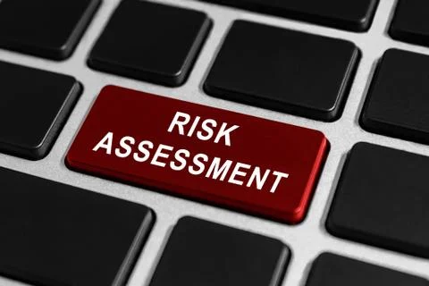 Risk assessment button on keyboard 库存插图