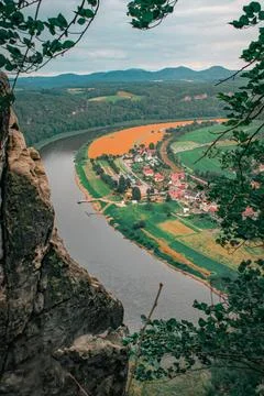 River and mountains 스톡 사진