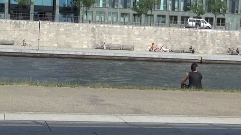 River and people Stock-Footage 92376568