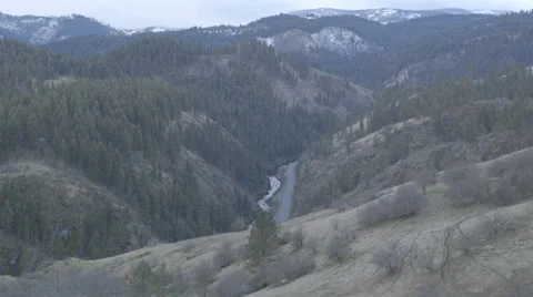 River and Road tilt up 動画素材 24753351