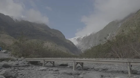 River and Snow 4k Video stock 124509485