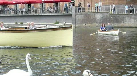 River Avon Vídeos de archivo 12422572