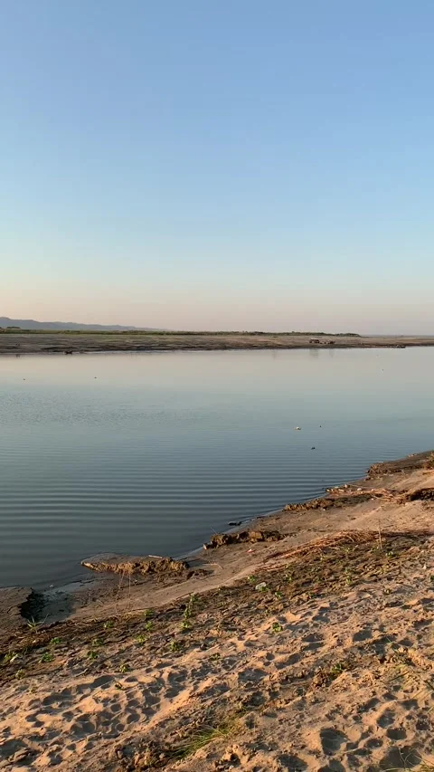 River in Bagan Stockbeeldmateriaal 343736178