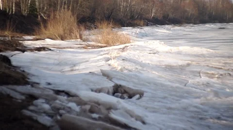 River bank, spring landscape Stock-Footage 36078813