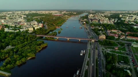River with bridges at sunset 4K Stock Footage 314753911