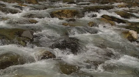 River clean water slow motion Video stock 37268598