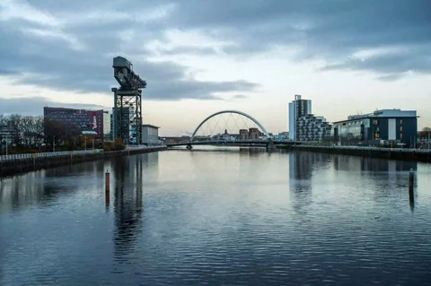 River Clyde - Glasgow, time lapse 스톡 동영상 98352976