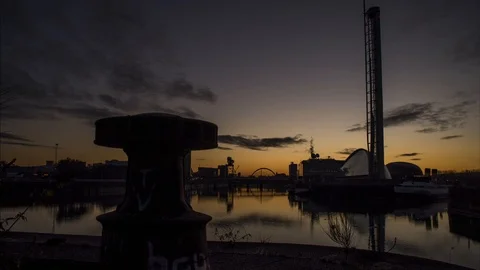River Clyde at sunrise - Glasgow Stock Footage 122424345