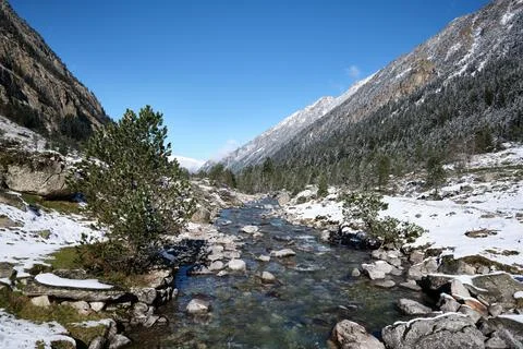 River in cold autumn Stock Photos
