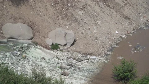 River contamination next to a poor house in peru Stock Footage 162087837