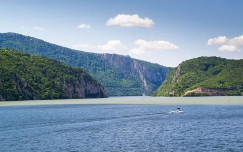 River crossing mountains 스톡 사진