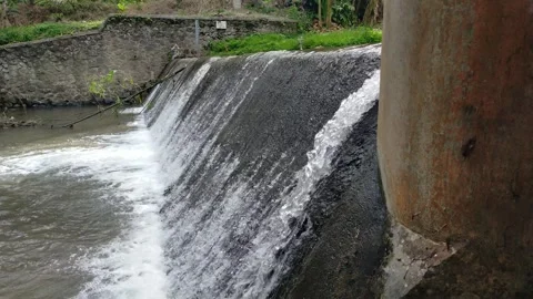 A river dam Video stock 289076916