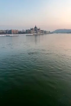 The river Danube on a cold winter day with the Hungarian Parliament building  Stock Photos