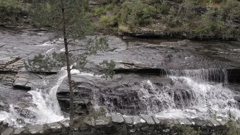 River Dee in Scotland 4K Video stock 120010655