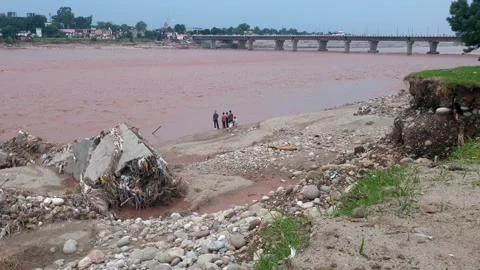 River Flooding in Jammu Due to Heavy Rainfall Video stock 315970157
