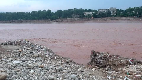 River Flooding in Jammu Due to Heavy Rainfall 库存影片 315978743