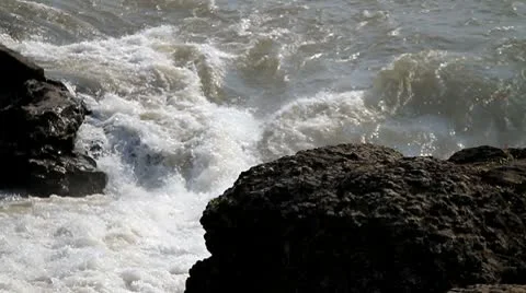 River flowing through choke point Stock Footage 10746020