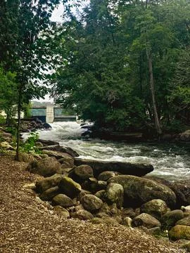 River flows from the dam Stock-Fotos