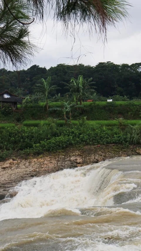 River Stock-Footage 332883000
