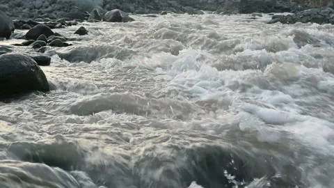 River 库存影片 336224154