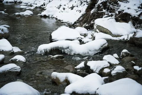 River, forest, winter, nature, river in forested mountains in winter Foto stock