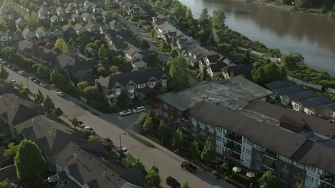 River front community Vídeos de archivo 154658441