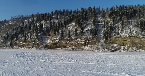 The river froze Video stock 83179908